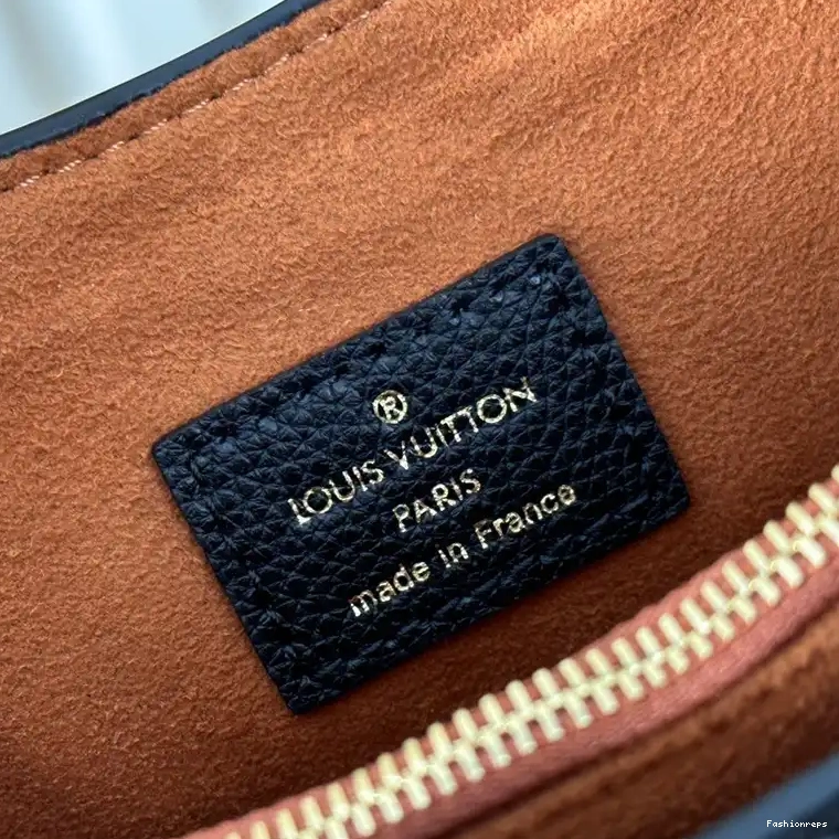 Fashionrepsfam ru Bags 2407YZ0213 LV 0711